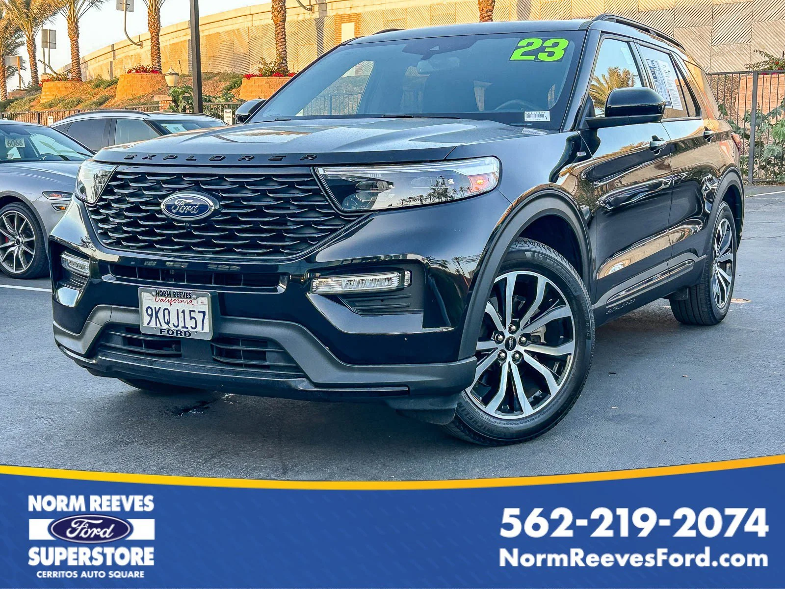 2023 Ford Explorer ST-LINE RWD's photo