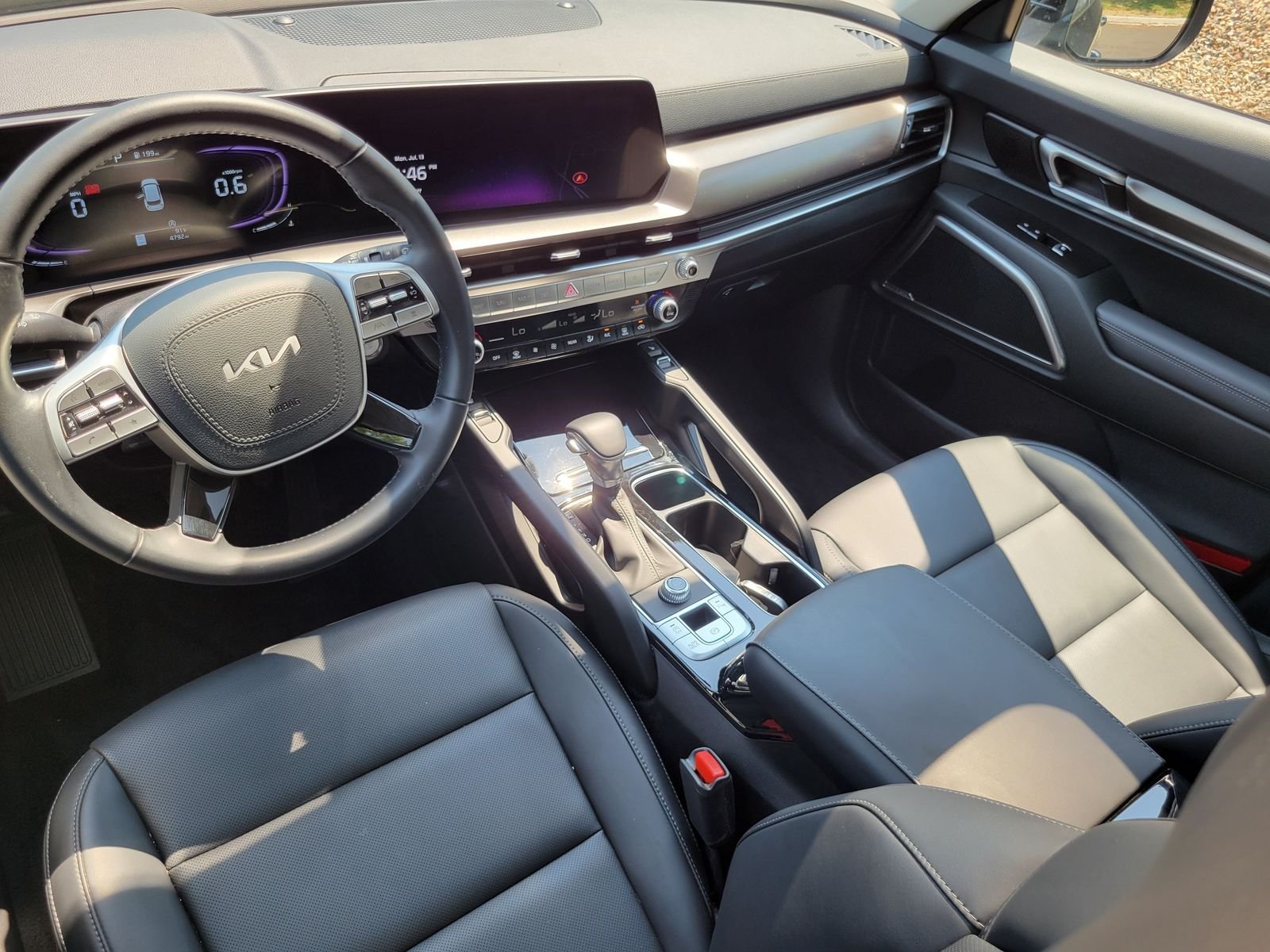 Certified Used 2025 Black Kia S image 28