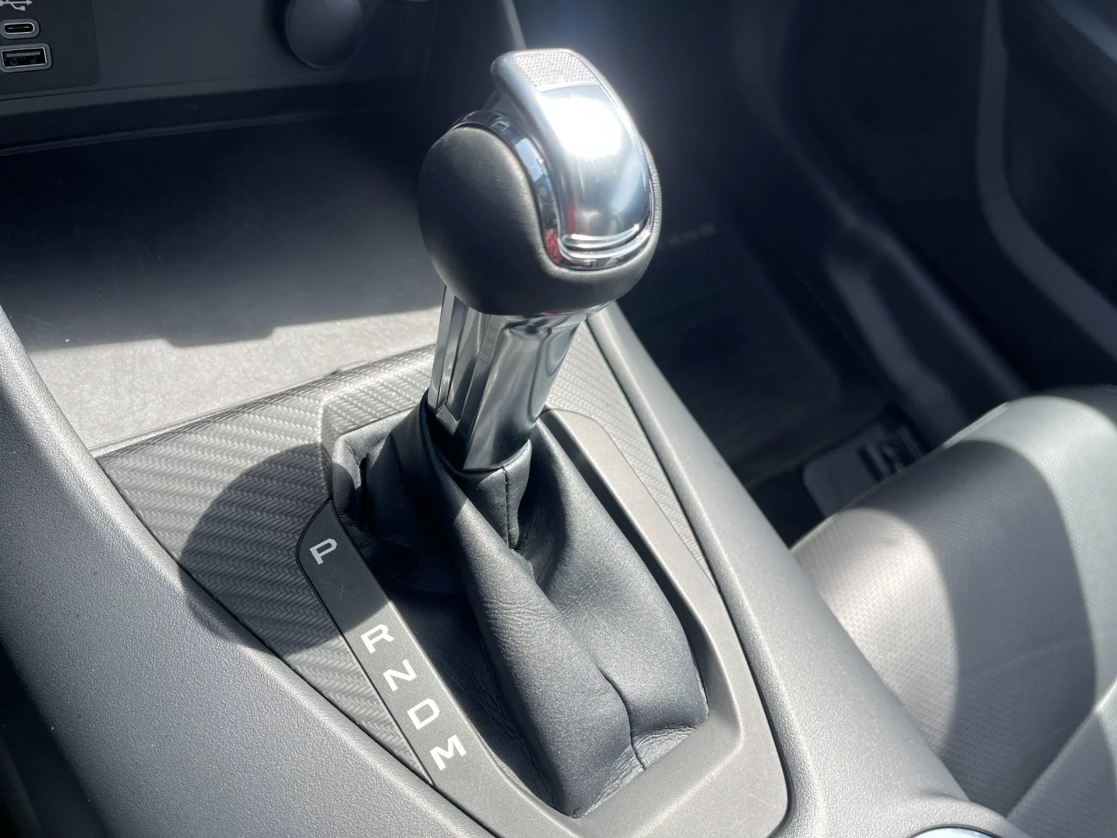 Used 2025 Black Ford GT Premium image 22