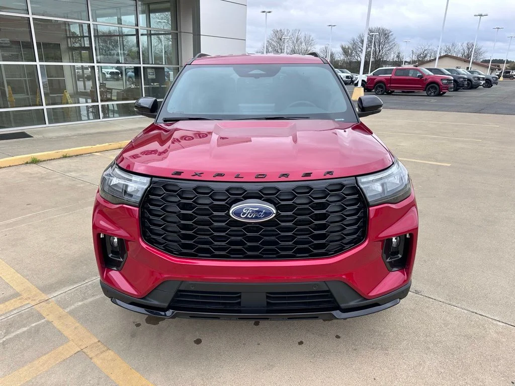 2026 Ford Explorer ST-Line - Photo 7