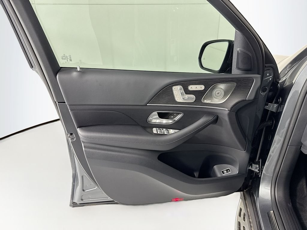 New 2026 Selenite Grey Metallic Mercedes-Benz GLE 450 image 24