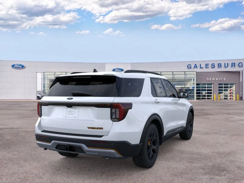 New 2026 Star White Metallic Tri-Coat Ford Tremor® image 31
