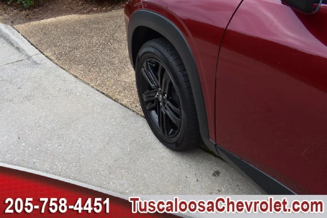 Used 2024 Crimson Metallic Chevrolet ACTIV image 17