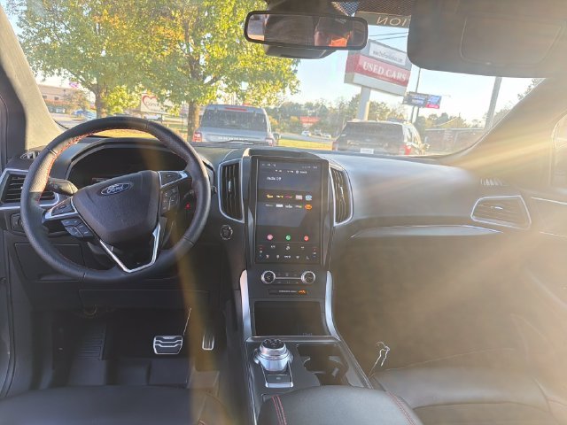 Used 2024 Gray Ford ST Line image 16