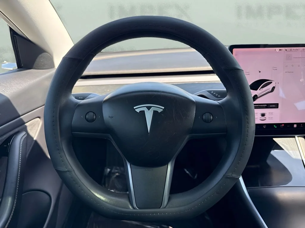 Used 2019 White Tesla Long Range image 15