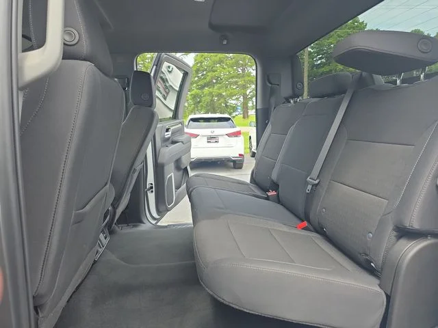 Used 2025 White Chevrolet LT image 15