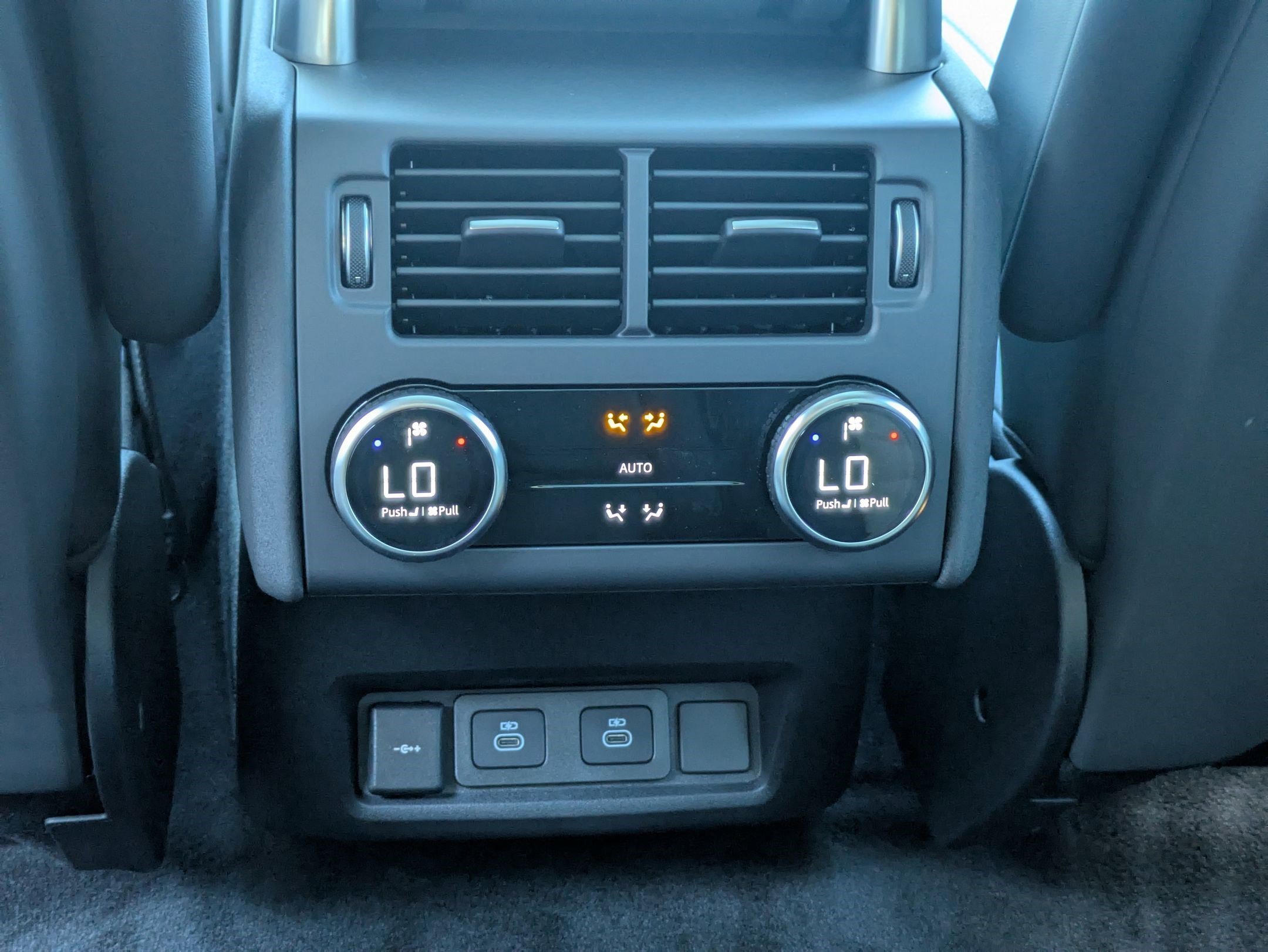 2026 Land Rover Discovery Dynamic SE - Photo 26