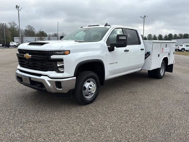New 2026 Summit White Chevrolet Work Truck image 2