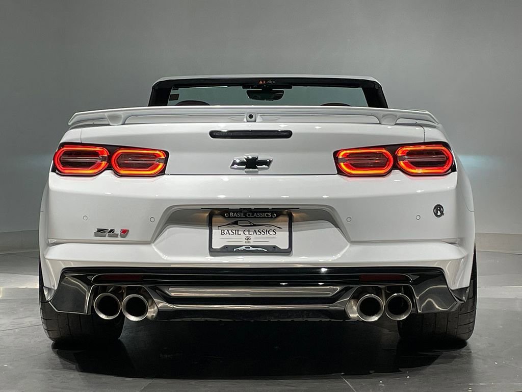 Used 2023 Summit White Chevrolet ZL1 image 30