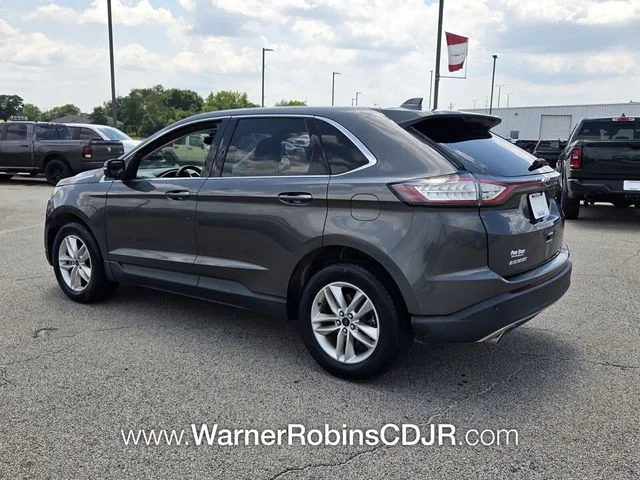 Used 2017 Gray Ford SEL image 10