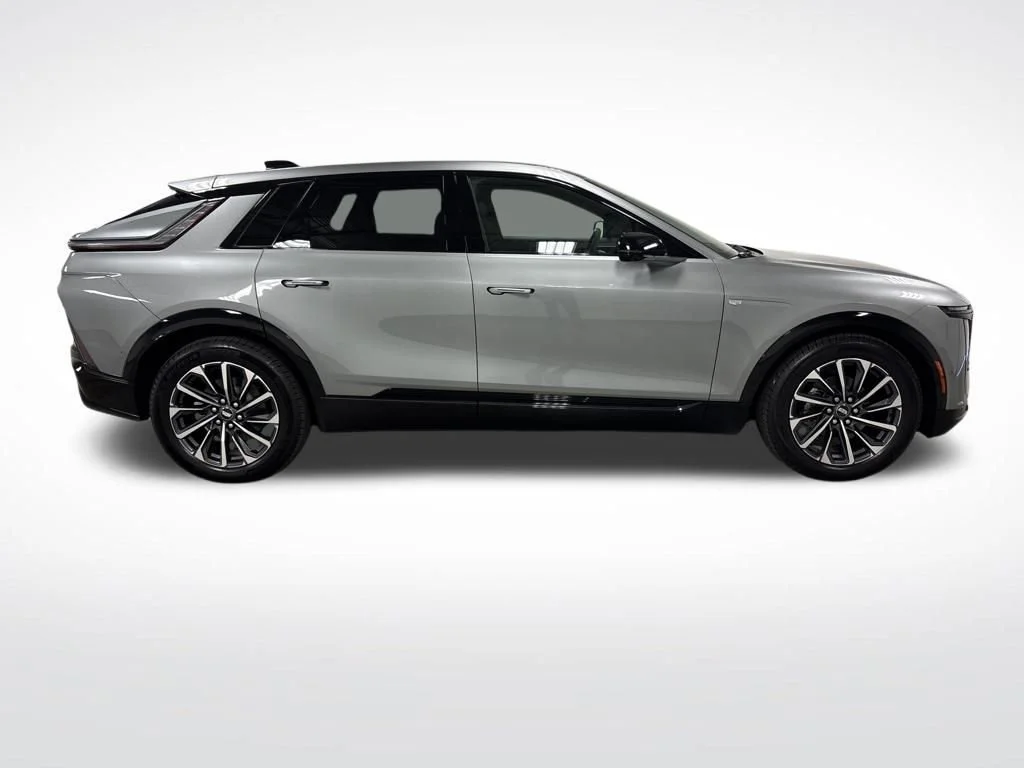 2026 Cadillac LYRIQ Premium Sport - Photo 20