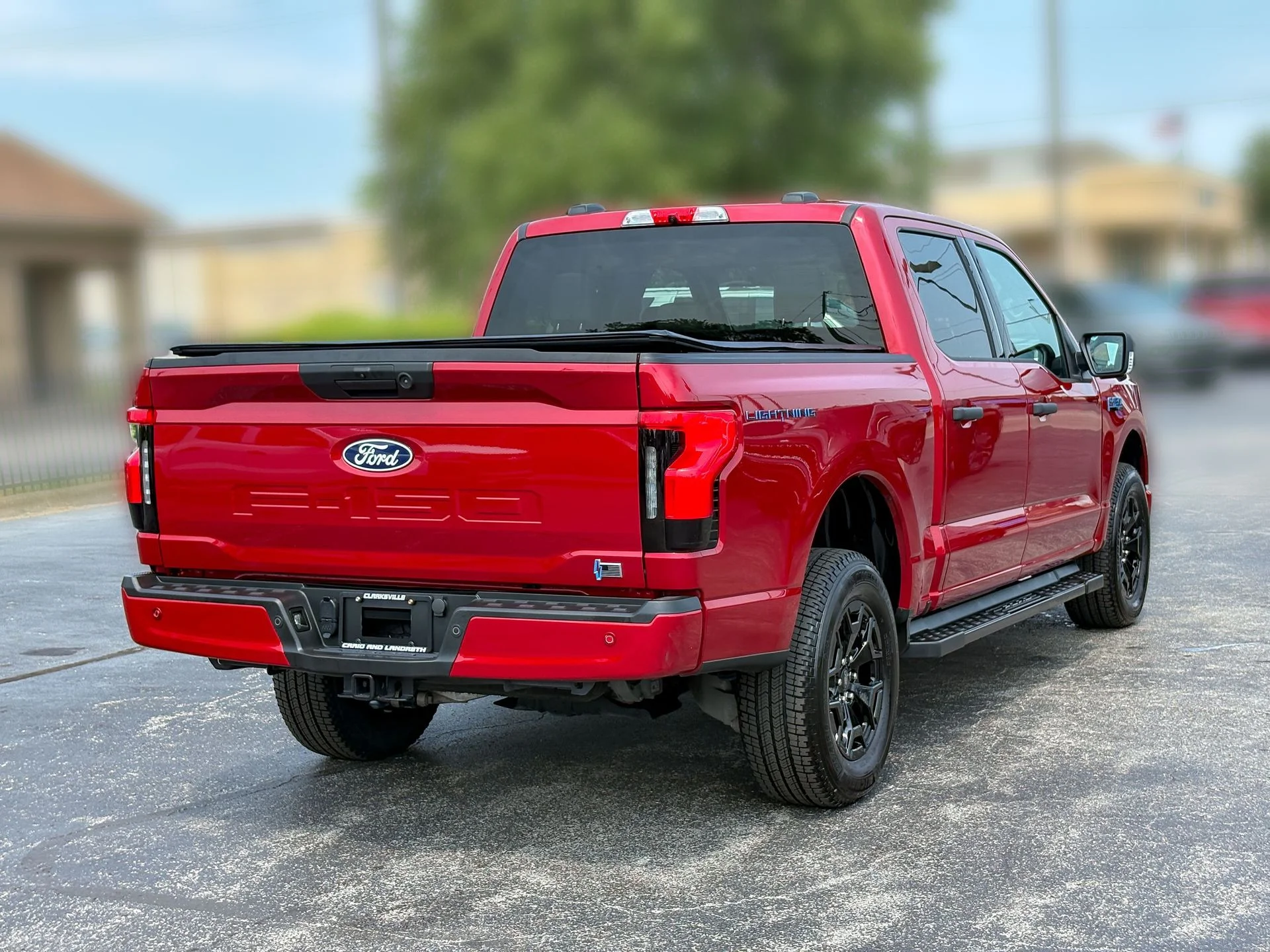 Used 2025 Red Ford XLT image 12