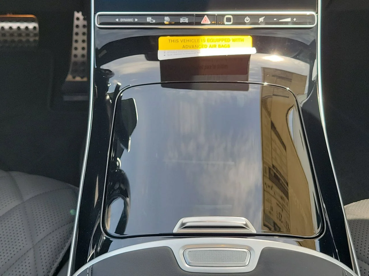 New 2026 MANUFAKTUR Moonlight White Metallic Mercedes-Benz S 580 image 18