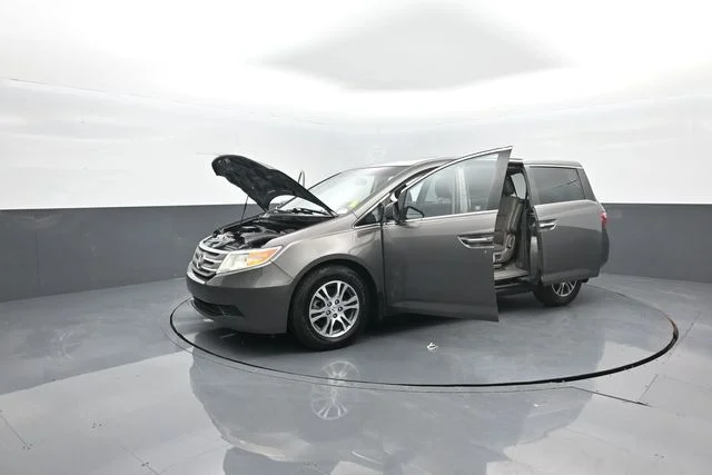 Used 2012 Polished Metal Metallic Honda EX-L image 42