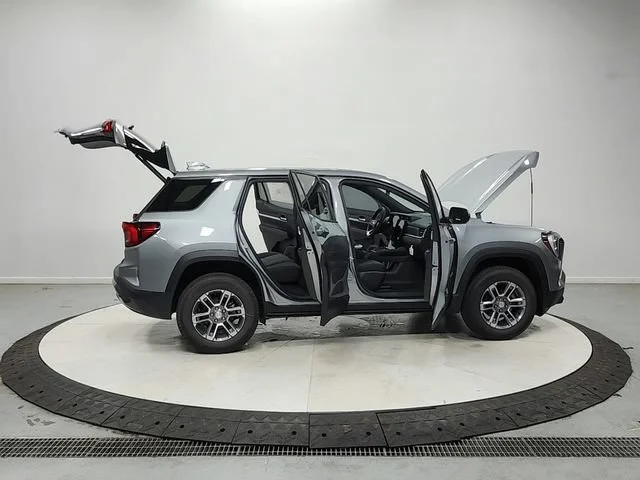 New 2026 Sterling Metallic GMC Elevation image 16