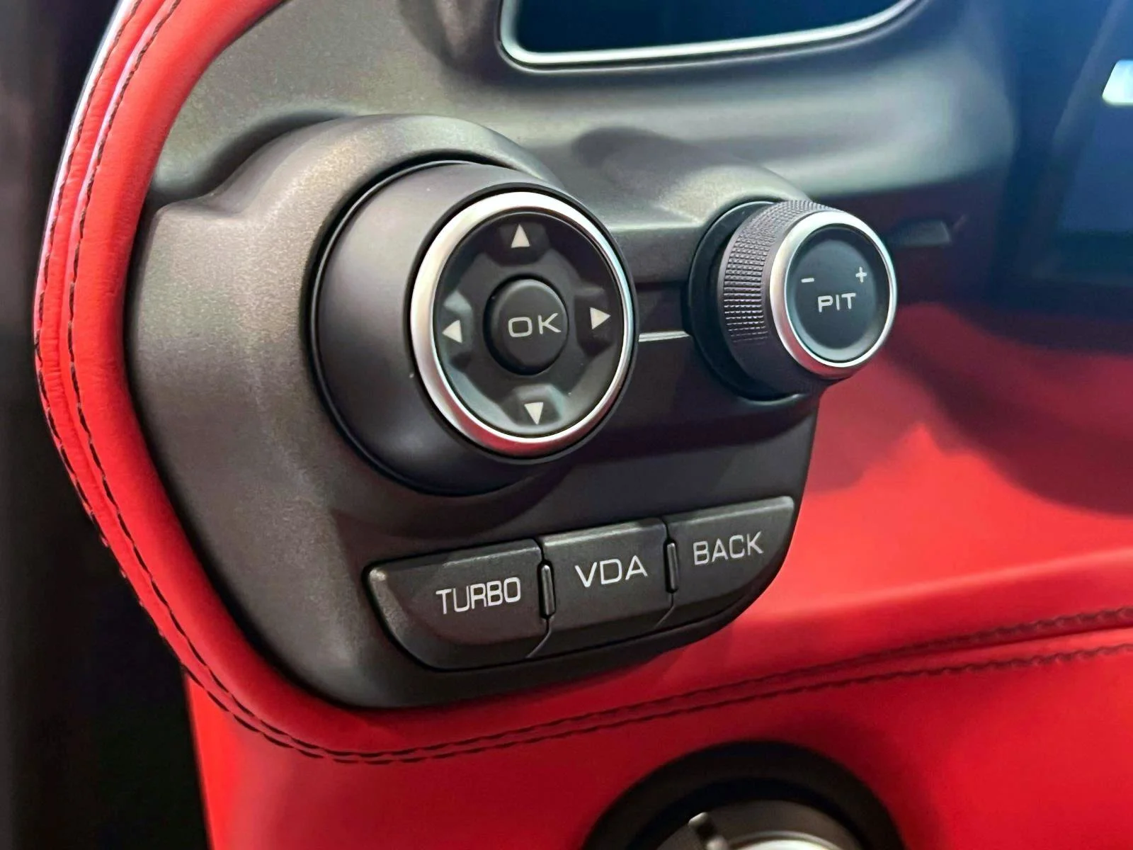 Used 2019 White Ferrari  image 20