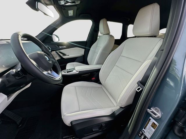 New 2027 Green BMW xDrive28i image 14