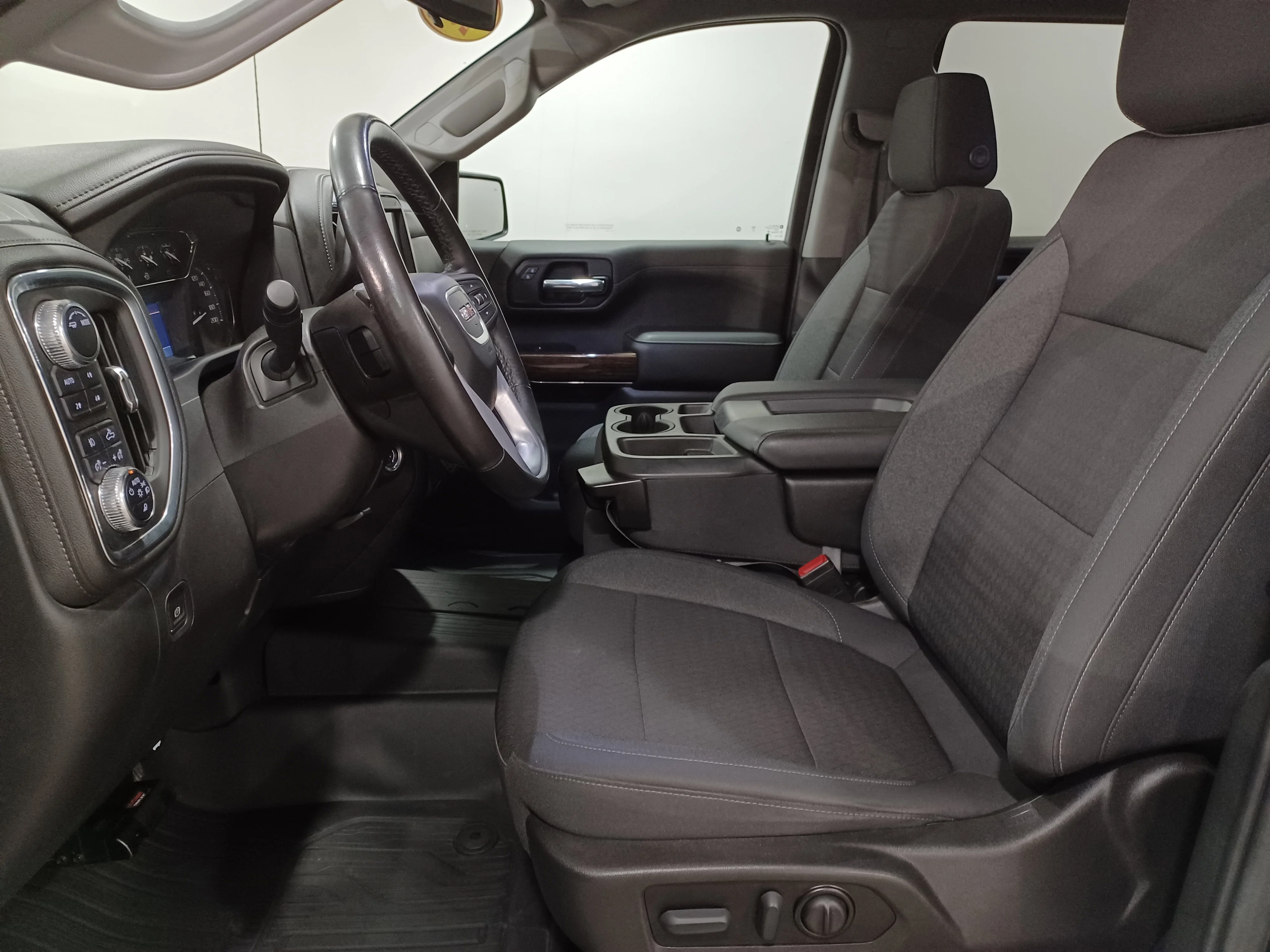 Certified Used 2022 Onyx Black GMC Limited Elevation 4x4*3.0L Duramax Diesel | 6 Pass | Remote Start | Htd Seats | Htd Wheel | Tow Pkg image 10