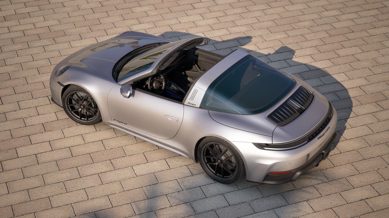 New 2027 GT Silver Metallic Porsche Targa 4 GTS image 4
