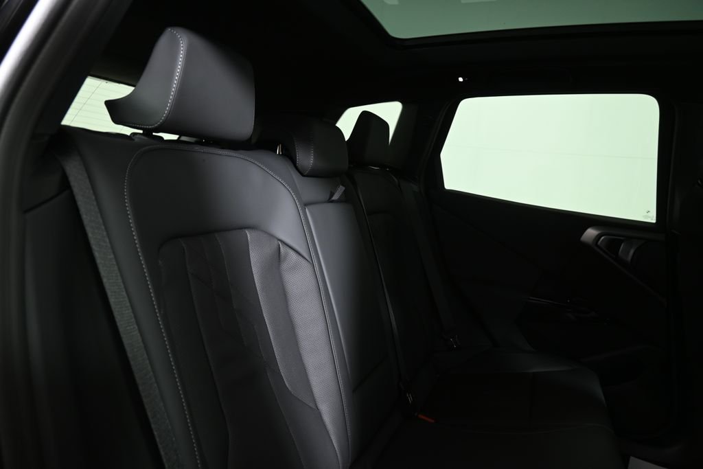 Used 2026 Dark Graphite BMW 30 xDrive image 35