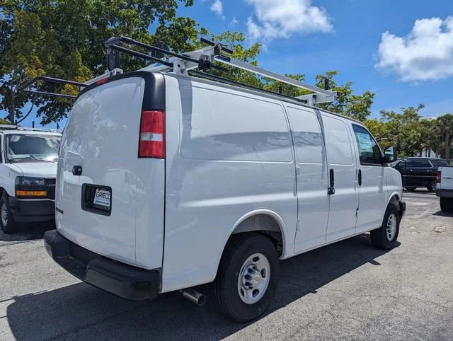 2025 Chevrolet Express Cargo Work Van - Photo 10