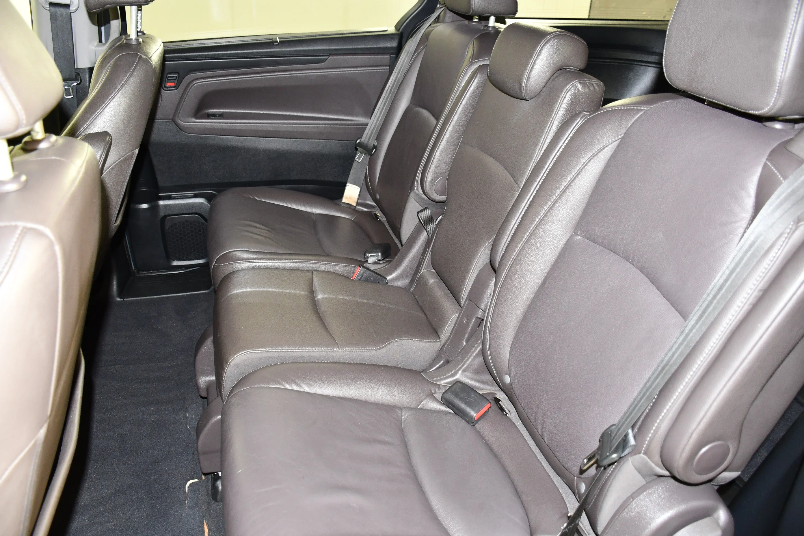 Used 2022 Lunar Silver Metallic Honda EX-L image 47