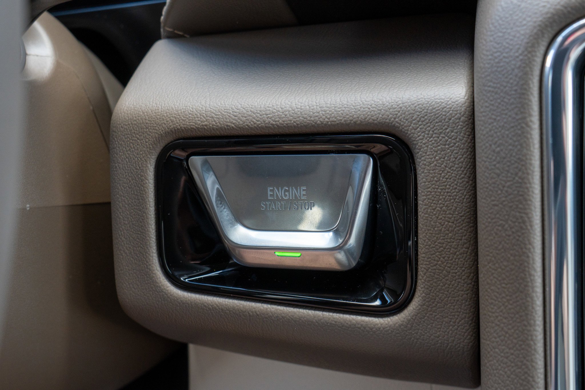 2026 GMC Yukon Denali - Photo 25