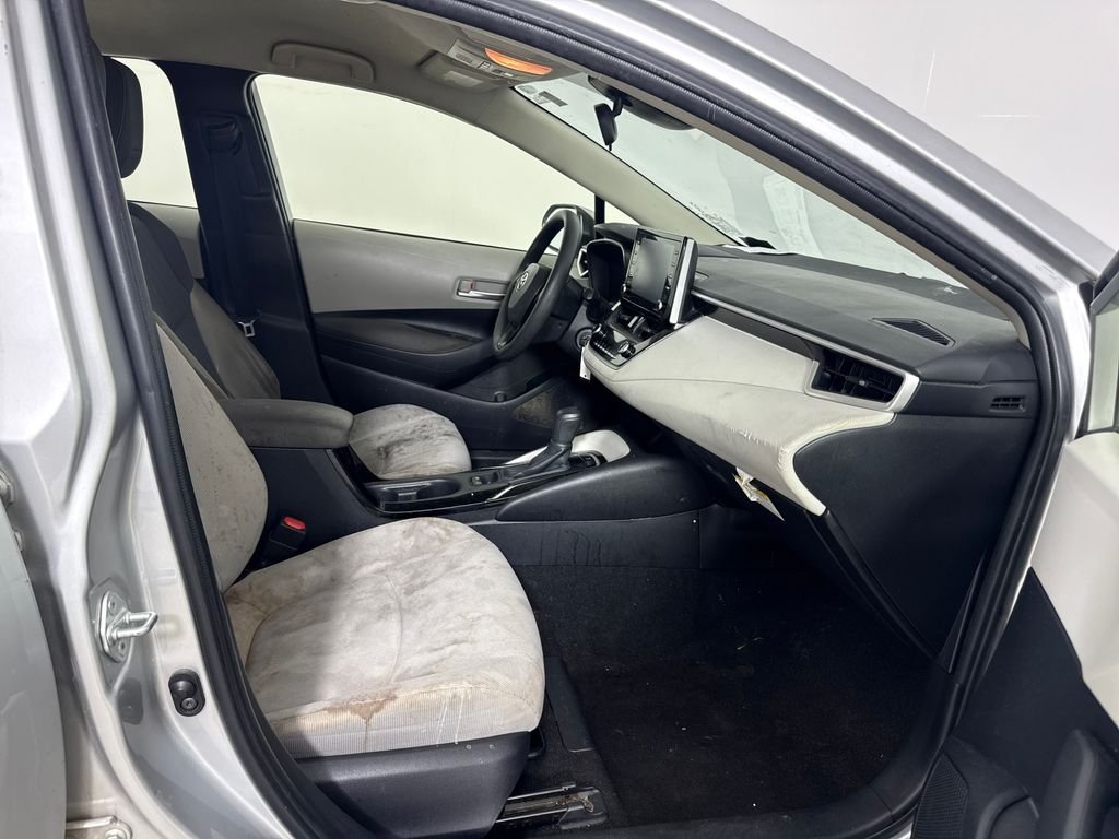 Used 2021 Silver Toyota LE image 7