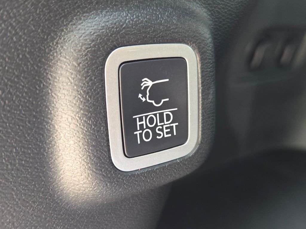 New 2026 Red Hot Pearl-Coat Exterior Paint Jeep Overland image 18
