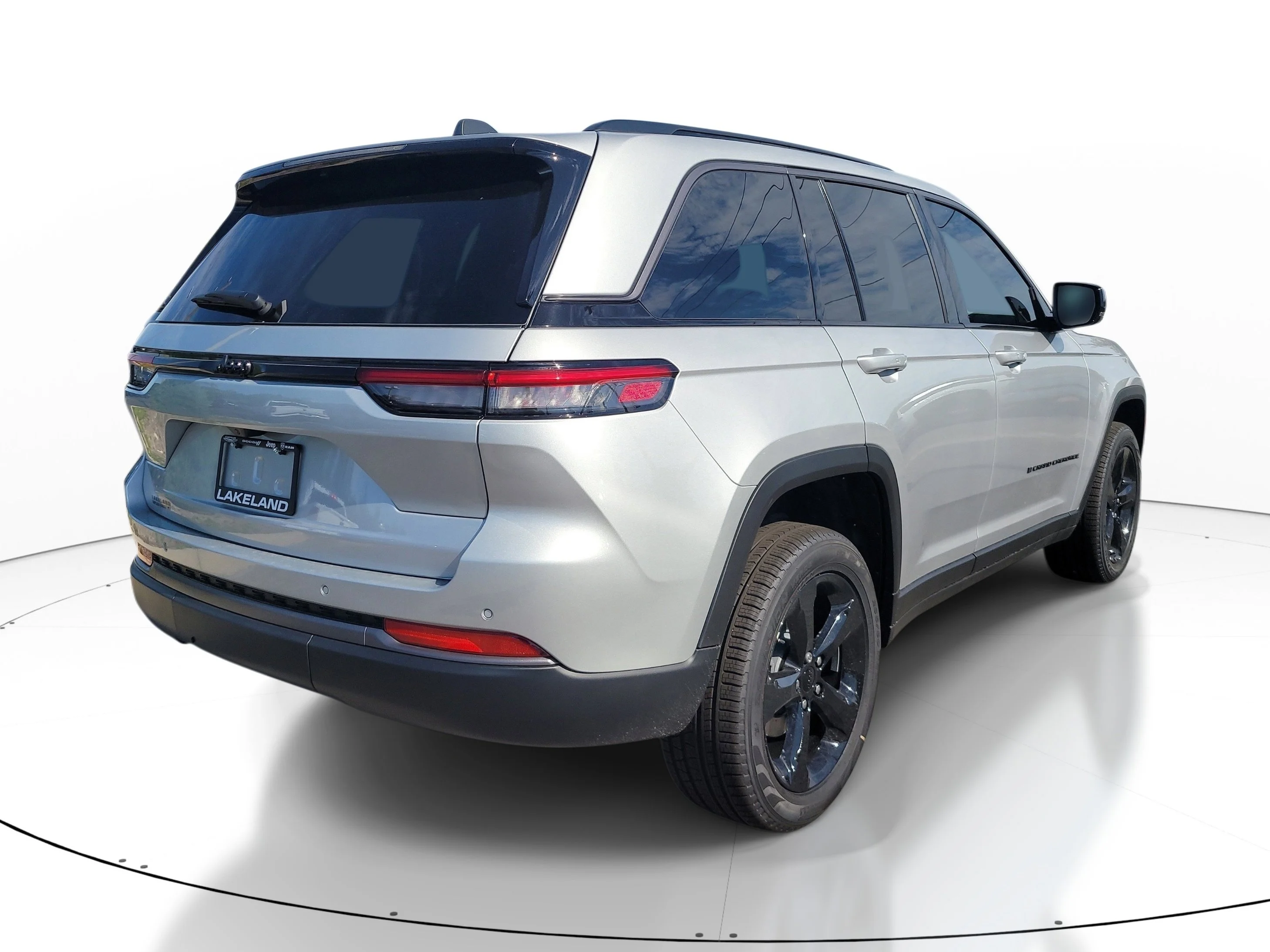 New 2026 Silver Zynith Jeep Limited image 6