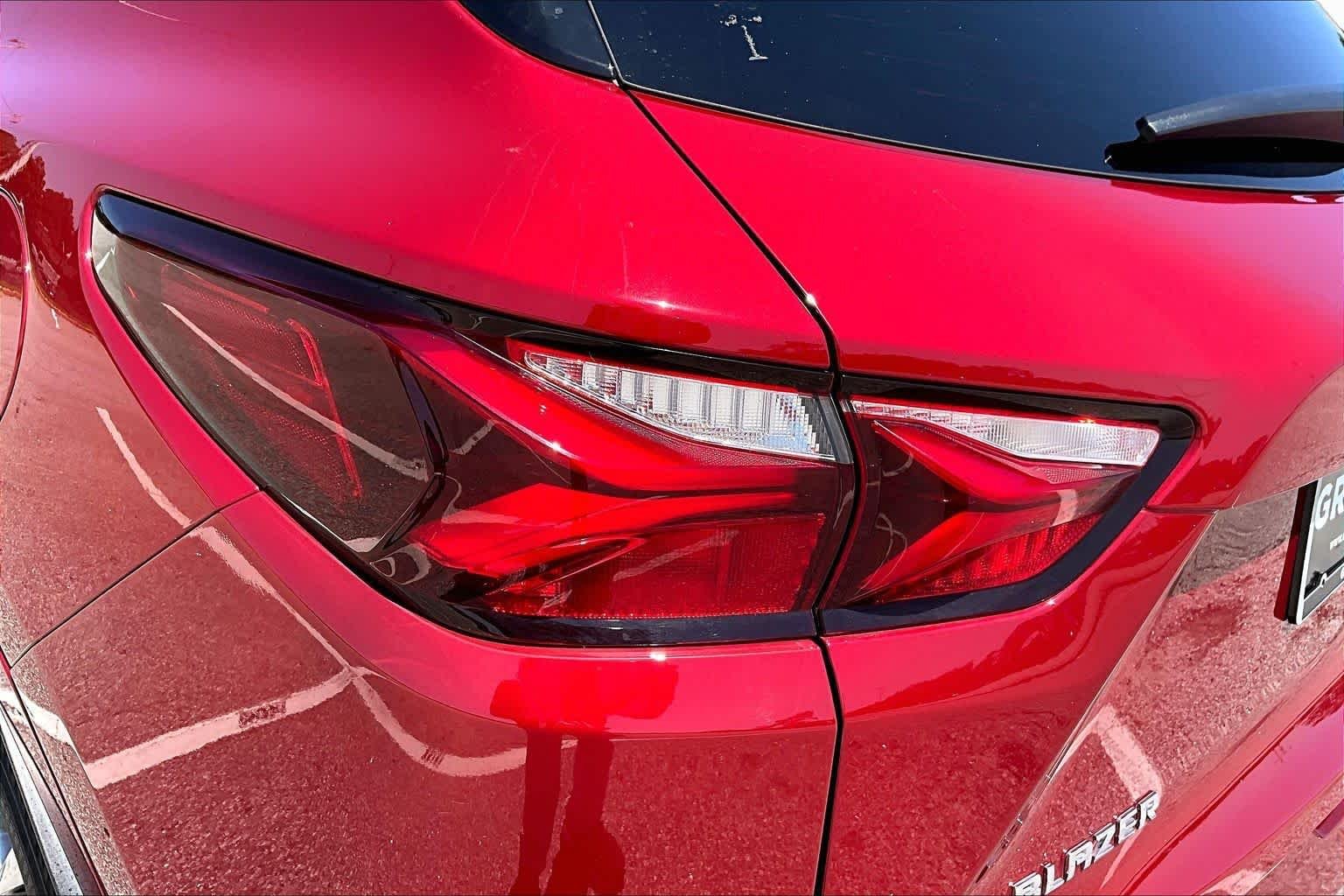 Used 2019 Cajun Red Tintcoat Chevrolet Premier image 29