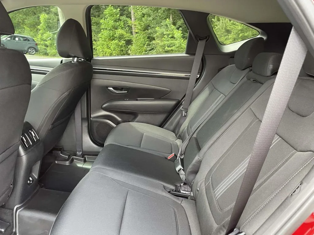 Used 2024 Red Hyundai SEL image 11