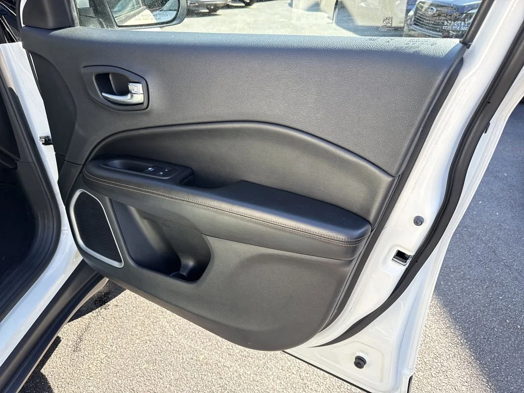 Used 2020 White Clearcoat Jeep Limited image 29