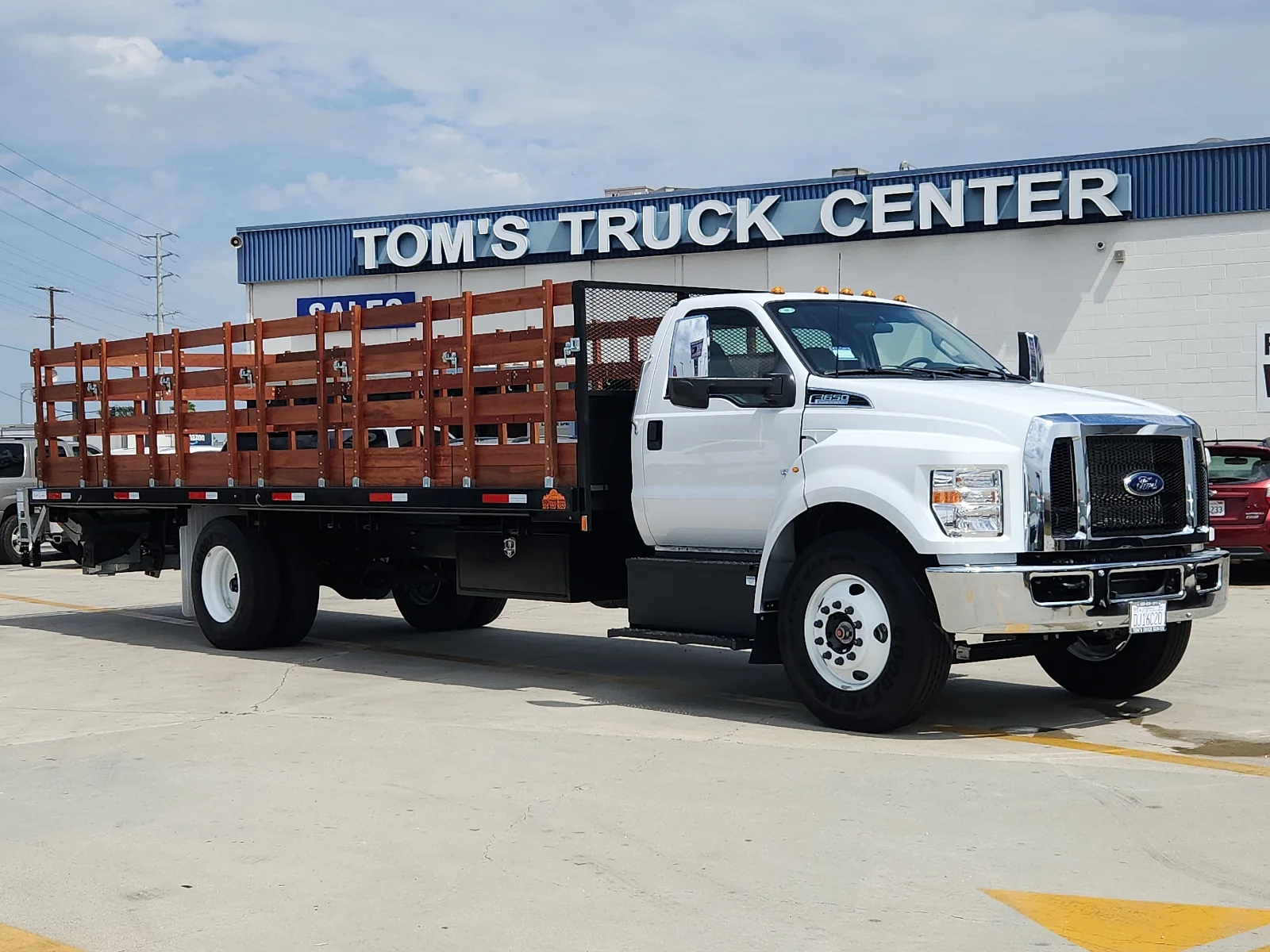 2025 Ford F-650's photo