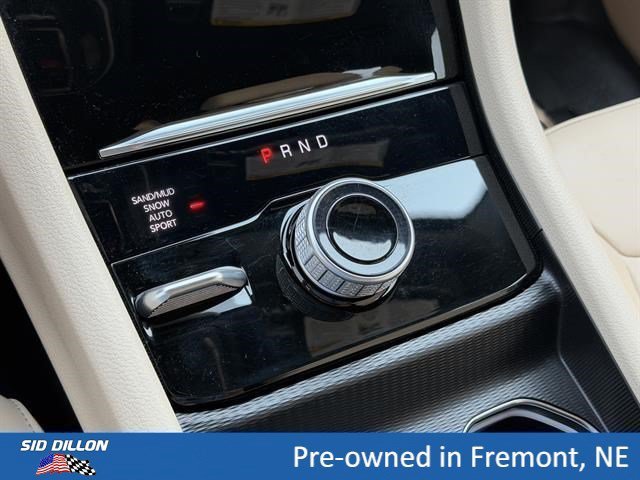 Used 2024 Bright White Clearcoat Jeep Limited image 12