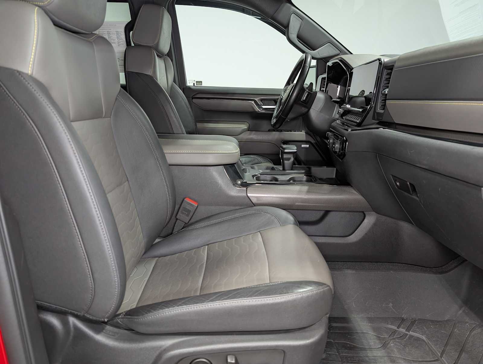 2023 Chevrolet Silverado 1500 ZR2 - Photo 46