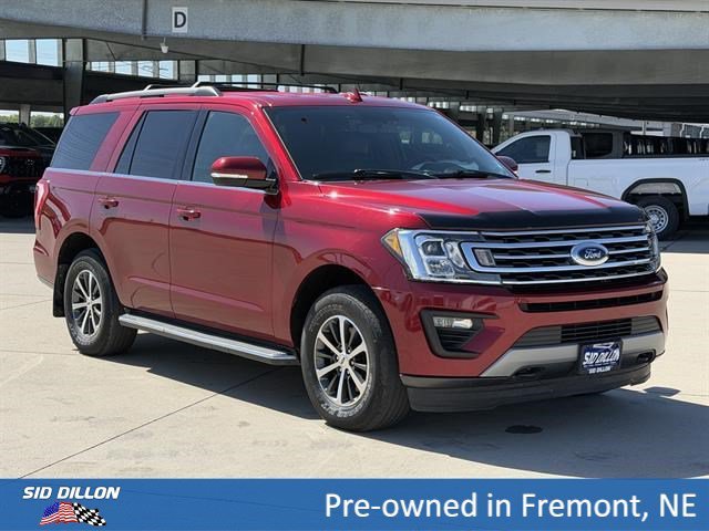 Used 2019 Ruby Red Metallic Tinted Clearcoat Ford XLT image 2