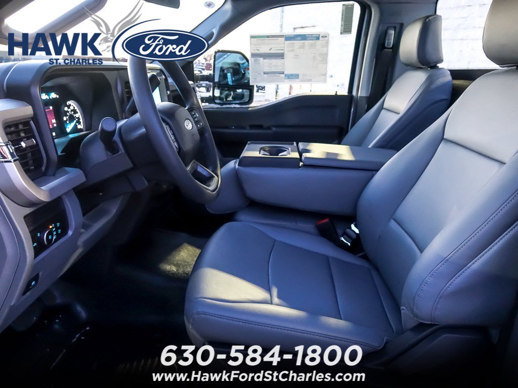 New 2026 Oxford White Ford F-250® XL image 8