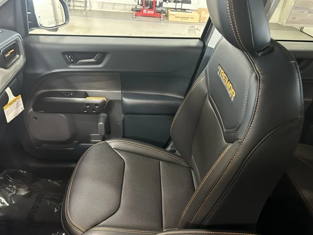 New 2026 Carbonized Gray Metallic FORD Tremor® image 20