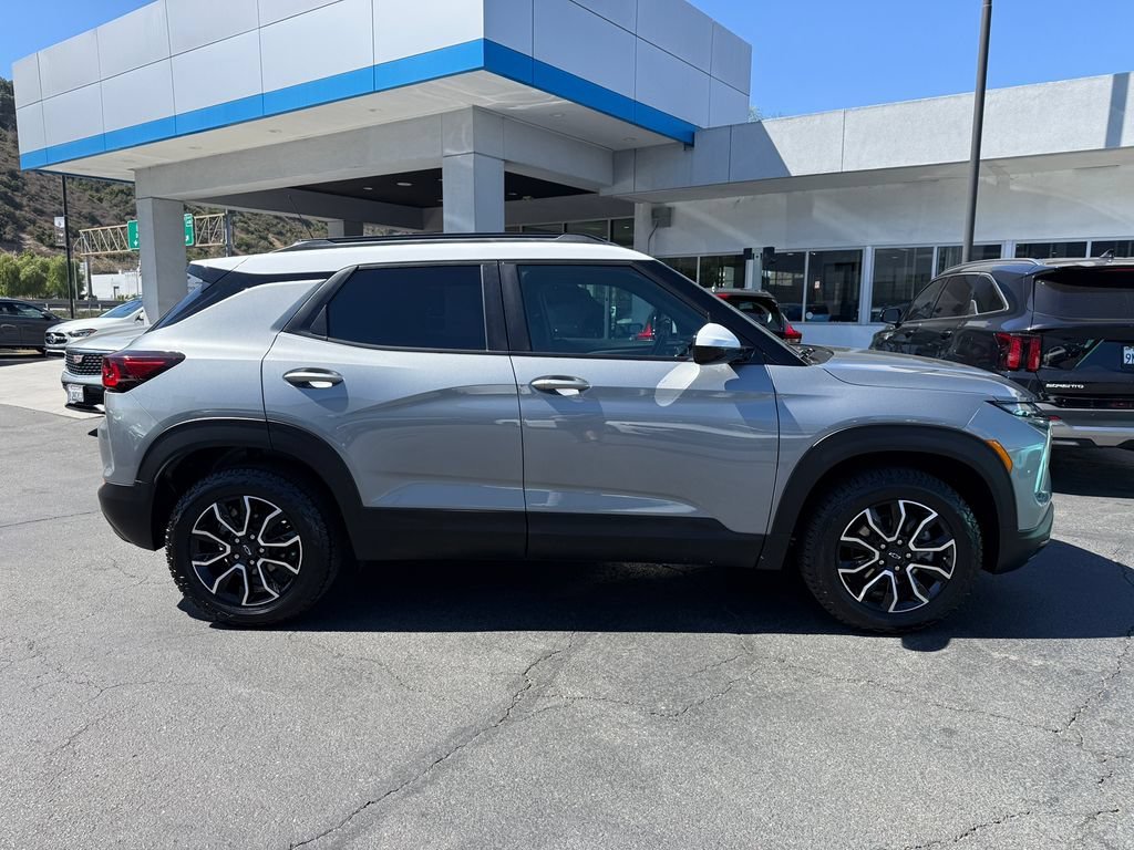Used 2024 Sterling Gray Metallic Chevrolet ACTIV image 6