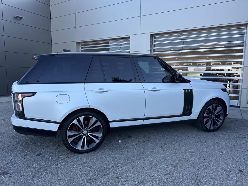 Used 2019 SVO PALETTE WHITE Land Rover SVAutobiography image 8