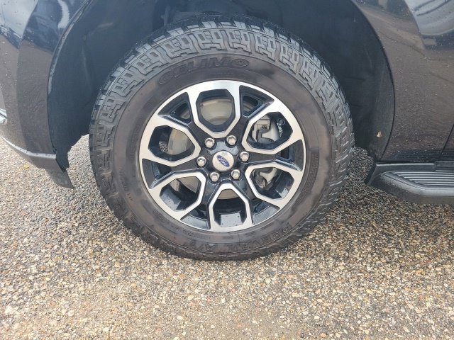 Used 2024 Black Metallic Ford XLT image 28