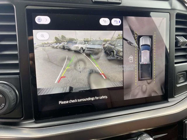 New 2026 Glacier Gray Metallic Tri-Coat Ford F-250® King Ranch® image 18