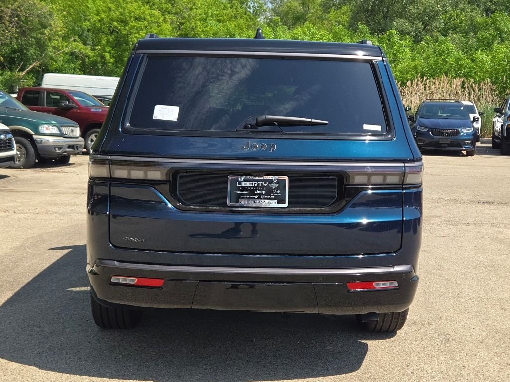 New 2026 Fathom Blue Pearl-Coat Exterior Paint (Late Availability) Jeep Summit Reserve image 15