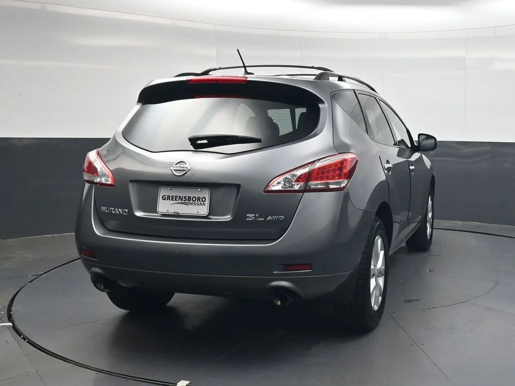 Used 2013 Gray Nissan SL image 5