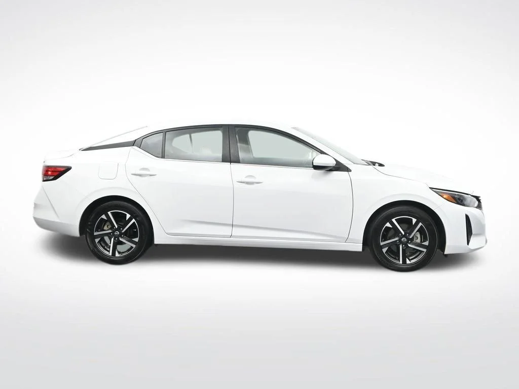 Used 2024 White Nissan SV image 4