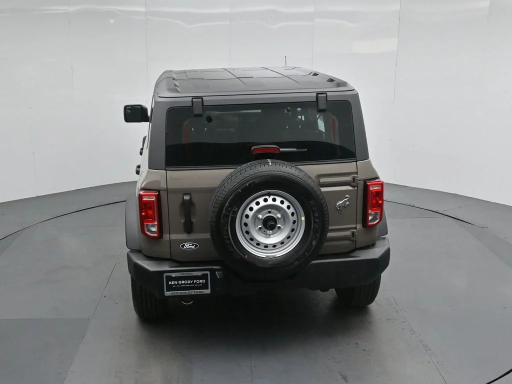 New 2026 Marsh Gray Ford Base image 37