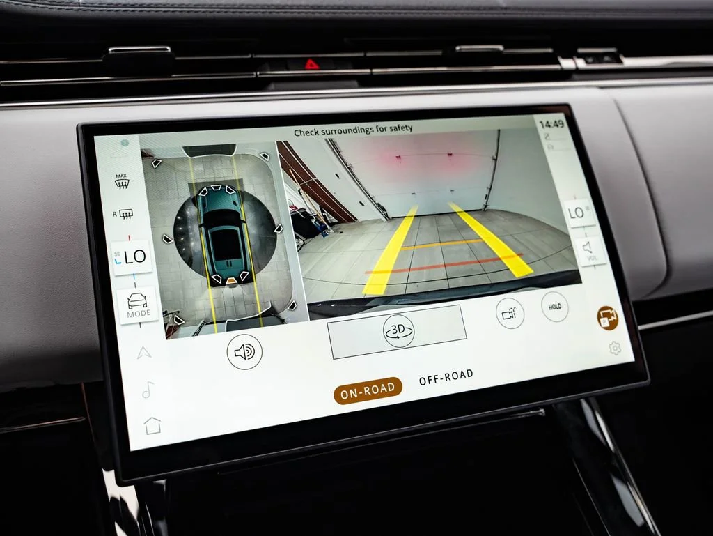 New 2026 Carpathian Grey Land Rover SE image 36