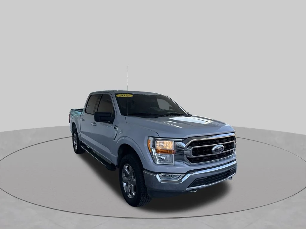 Used 2021 White Metallic Ford XLT image 18