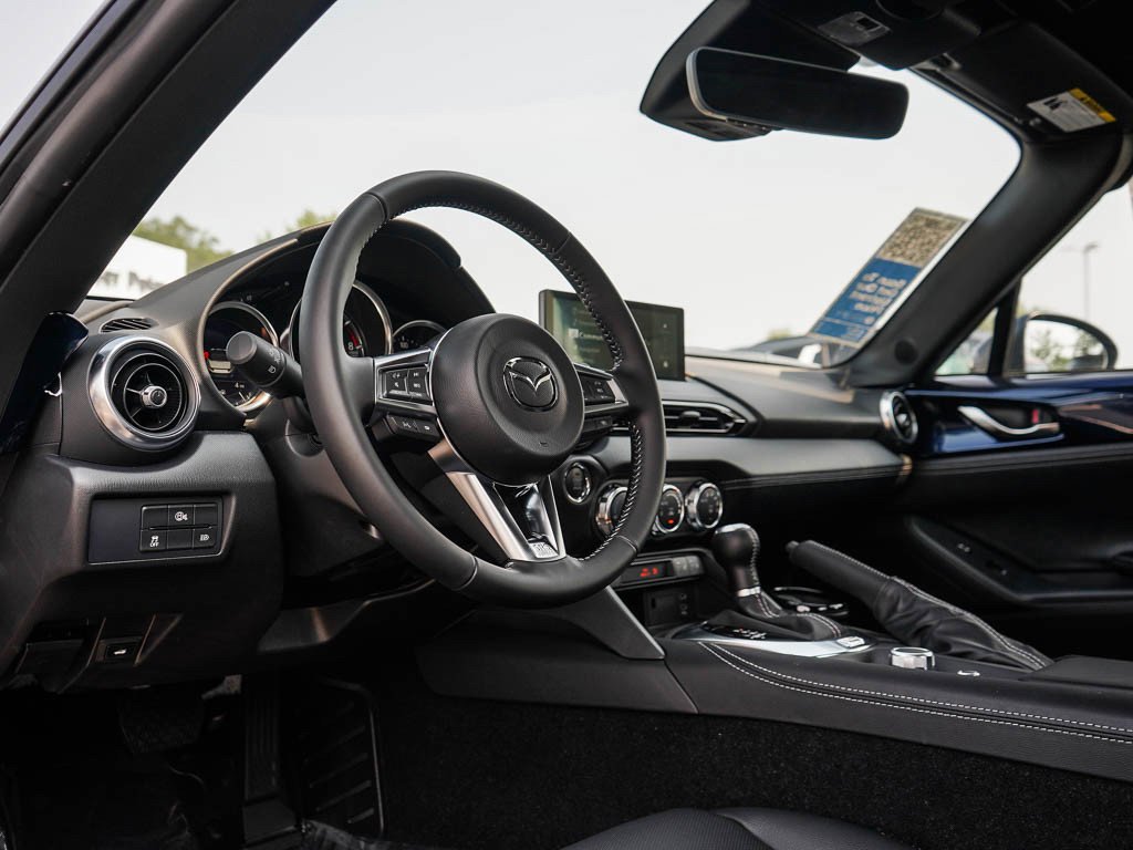 2025 Mazda MX-5 Miata Grand Touring - Photo 15